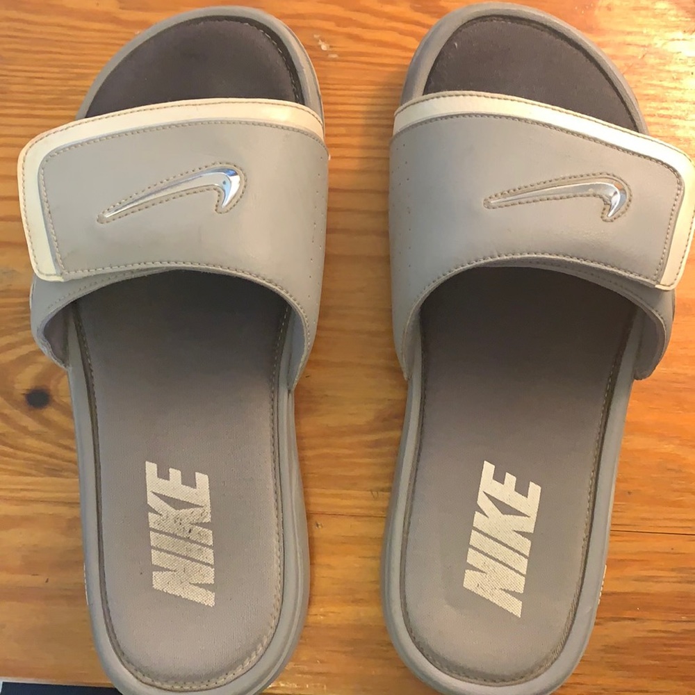 Nike Men’s Memory Foam Slides